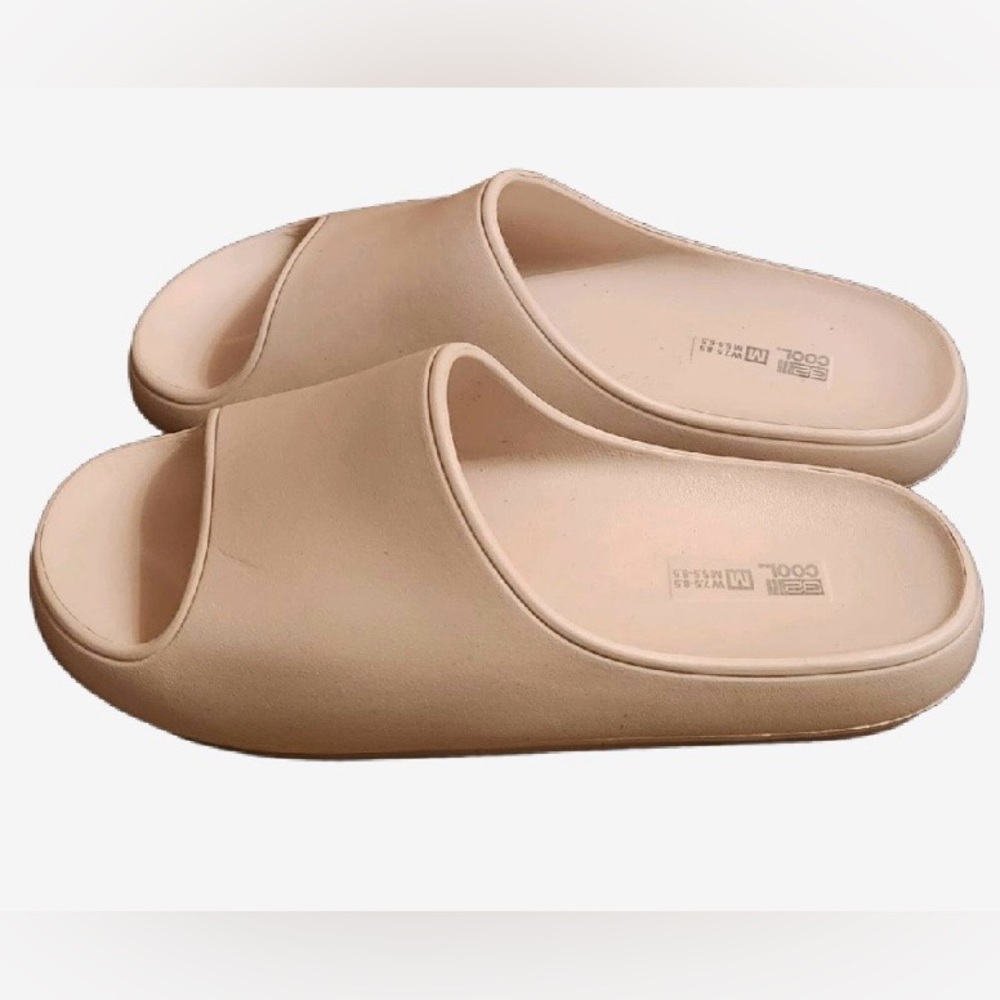32 DEGREES COOL Cushion Slides (W)Women's 7.5-8.5 ~ Tan ~ Medium NWOT